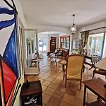Villa Accueillante Avec Piscine A La Croix-Valmer