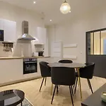 Casa Alma. Hyper Centre. Luxe.