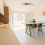 Meynadier Renovated Designer Apartment With Rooftop In Cannes
