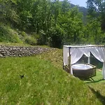 Petit Coin De Paradis En Pleine Nature