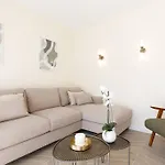 Martinez Area Superb 1 Bed W Xxl Terrace