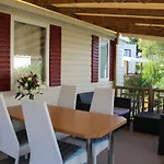 Mobil-Home 2 Chambres Camping 4 Etoiles