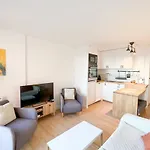 19E1 - New!! Vue Incroyable - Appartement Avec Piscine