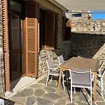 Atypical House With Garden In Bormes-Les-Mimosas