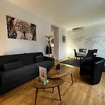 Nice Grand Appartement Face Jardin