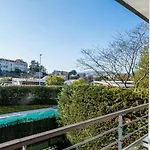 2-Br With Terrace & Swimming Pool