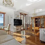 Luxury Apartment With Sea View On The First Line Promenade Des Anglais