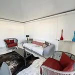 Suq3 - Tres Beau 2 Pieces Avec Terrasse