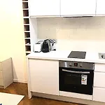 Immeuble Aux Fleurs-200M Des Plages - 4 Min Palais - Verriere Cote D'Azur