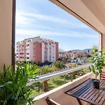 Flat With Loggia At 10Min From The Beach