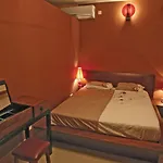 Cozy Home In Rayol-Canadel-Sur-Mer With Wifi