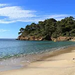 Mazet T2 - Domaine De La Pinede - Pramousquier