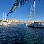 Port Frejus 1Er Etage De Villa Vue Sur Mer, 8-9 Pe