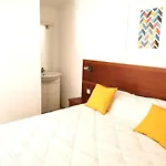 Appartement 5 En Duplex, Avec Deux Chambres - Les Suites De Robinson - Residence Avec Piscine En Bord De Siagne, A Mandelieu-La-Napoule