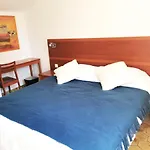 Appartement 13 En Duplex - Les Suites De Robinson - Residence Avec Piscine En Bord De Siagne, A Mandelieu-La-Napoule