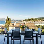 Superbe Appartement 2 Chambres En Haut De Villa