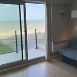 Studio En Centre-Ville De Cabourg Avec Balcon Et Parking - Fr-1-487-345