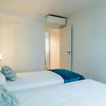 3-Br Apartment Steps From Palais Des Festivals