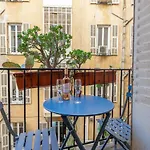 Nice Central Art Deco Flat 45 M²