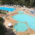 Village Pierre Et Vacances Cap Esterel, Vue Mer Et Esterel, Classe 3 Etoiles