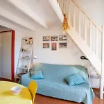 Apartment Les Mas De Pramousquier-1 By Interhome