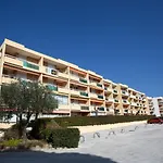 Studio Cote D'Azur-10 By Interhome
