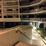 Moderne T2 Avec Garage ,Tres Calme Avec Jardin Prive Et Piscine, A 400M Du Centre Ville Et Des Plages, Wifi Remise Supplementaire De 10 Pourcent Pour Une Location A La Semaine