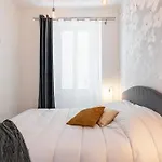 Gesu - 2 Bedroom In Old Town - Gesu Square