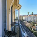 Modern Apartment Walking Distance To Beach In Nice Carre D'Or