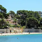 Apartment Les Jardins De Bandol By Interhome