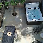 Casa Louise Suites And Spas Privatifs