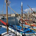 Tres Bel Appartement, Port Sanary,