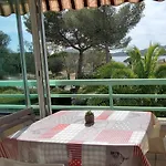 Bright Cocoon With Pool - Facing The Sea