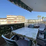 Appartement T2 Avec Terrasse Et Garage A Cavalaire-Sur-Mer - Proche Port - Fr-1-100-262