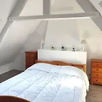 Maison De Pecheur Avec Terrasse, A 450M De La Plage Et Proche Commerces A Tregastel - Fr-1-368-363
