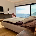 Villa Folie