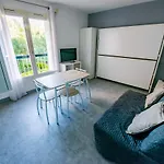 Studio 2 + 2 Dans Residence Avec Piscine