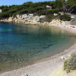 Joli Studio A 6 Min A Pied De La Plage