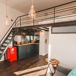 Mar1 - Studio Loft Avec Couchage En Mezzanine, Centre Ville