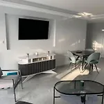 La Pinede - Appartment 3 Bedrooms