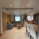 Location Mobile Home 6 Personnes A Frejus