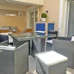 Casa Del Mar