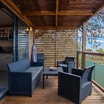 Lodge Vue Mer