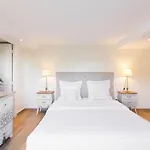 Villa D Exception Avec Terrasse, Jacuzzi, Vue Mer, Parking, En Plein Coeur Du Village De Eze