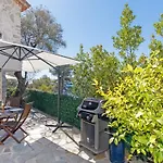 Villa D Exception Avec Terrasse, Jacuzzi, Vue Mer, Parking, En Plein Coeur Du Village De Eze