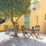 Studio Tout Confort Avec Parking Et Terrasse A Eze Village