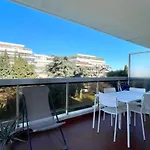 Ideal Vacation Apartment In Juan-Les-Pins, With A Pool And 5 Minutes From The Beach