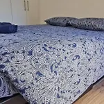 Santa Severina, Trilocale Comodo E Pratico Centro Citta