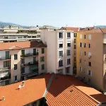 L41 Suite Paladium Parking 8Pax 4Rooms Balcony Wifi/Ac