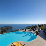 Villa The View